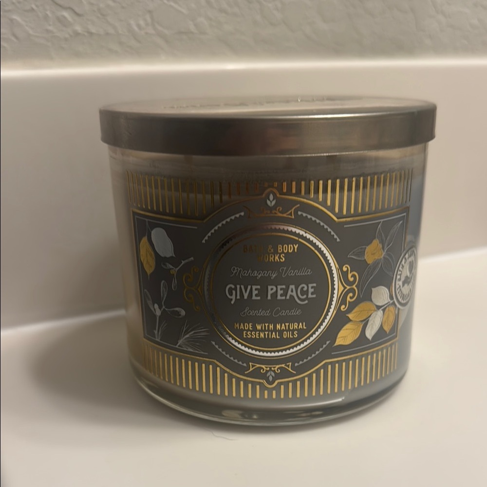 Bath & Body Works Mahogany Vanilla Candle
